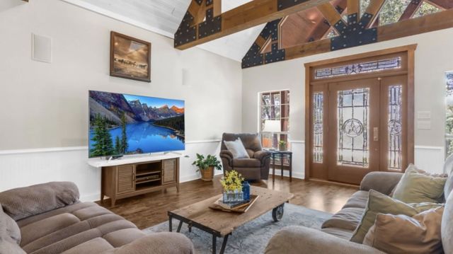 218 River Oaks Drive, Combine, TX 75159