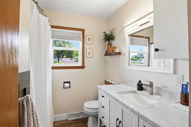 3027 Saturn Avenue, Eau Claire, WI 54703