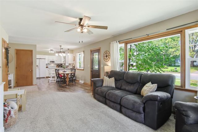 3027 Saturn Avenue, Eau Claire, WI 54703