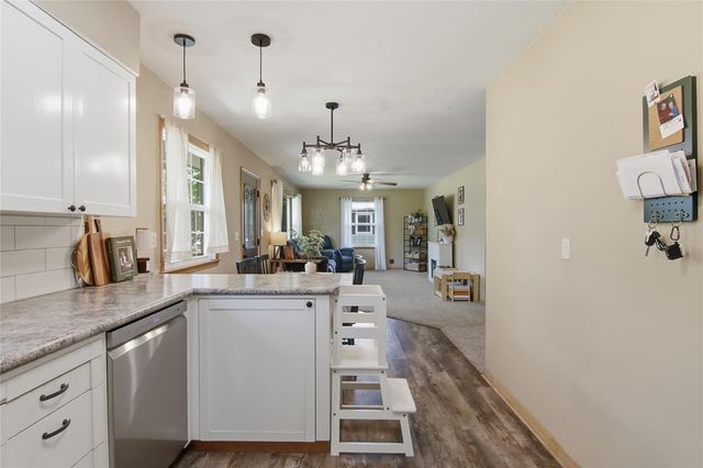 3027 Saturn Avenue, Eau Claire, WI 54703