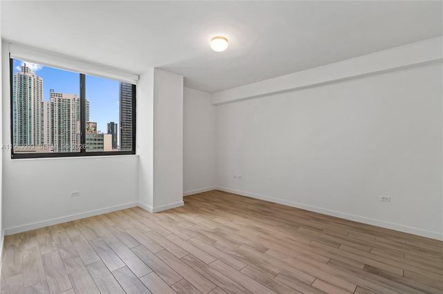 999 SW 1 AVENUE 2411, Miami, FL 33130