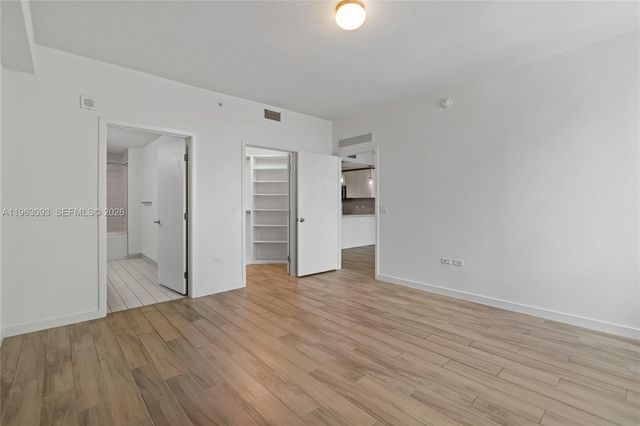 999 SW 1 AVENUE 2411, Miami, FL 33130