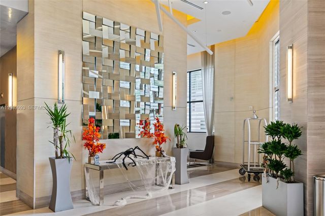 999 SW 1 AVENUE 2411, Miami, FL 33130