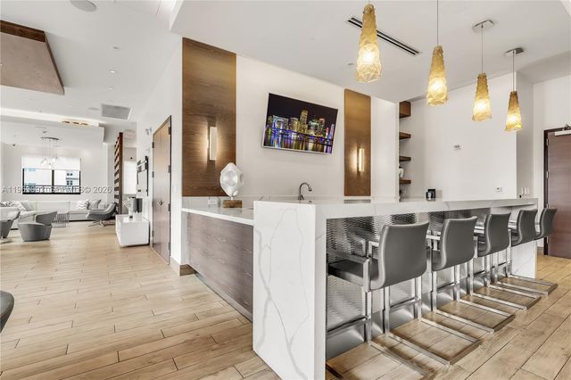 999 SW 1 AVENUE 2411, Miami, FL 33130