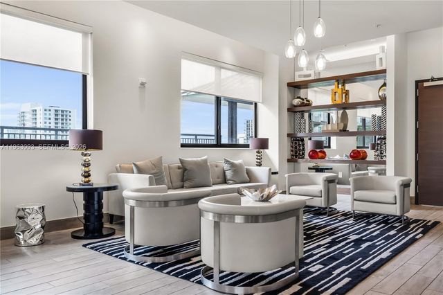 999 SW 1 AVENUE 2411, Miami, FL 33130