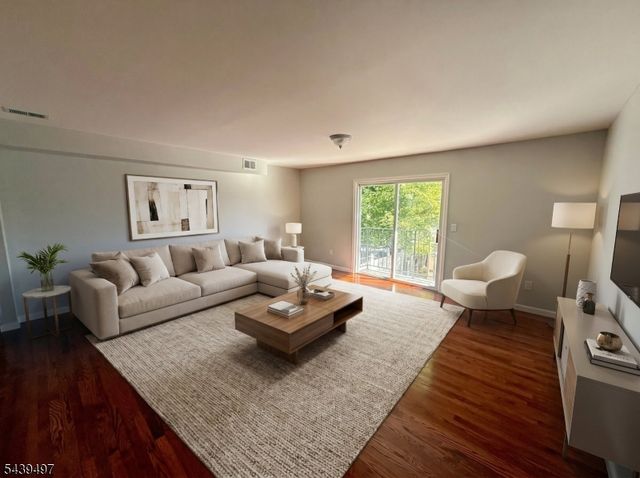 64 Montclair Ave 3, Newark City, NJ 07104