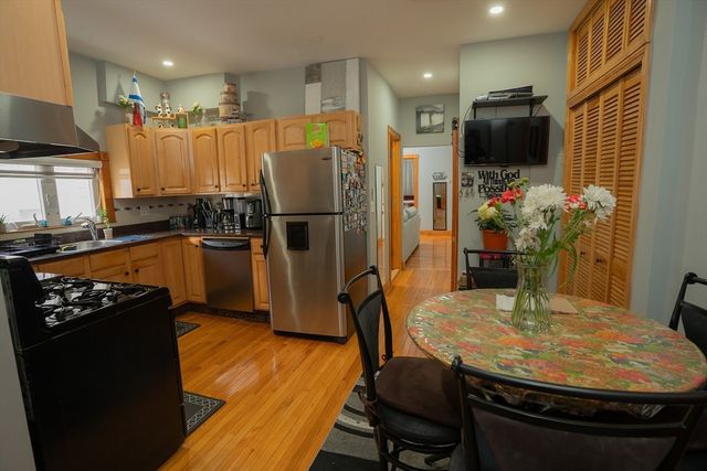 171 Hichborn St. 2R, Revere, MA 02151