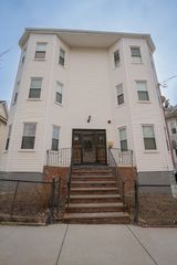 171 Hichborn St. 2R, Revere, MA 02151