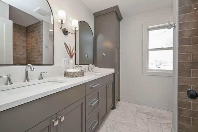 3242 Sumter Avenue S, Saint Louis Park, MN 55426