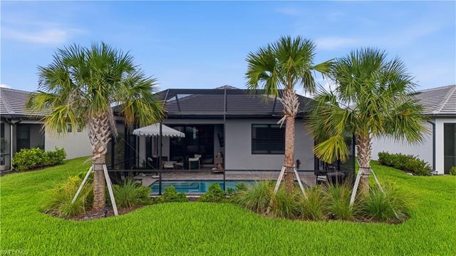 1940 Sierra CT, Naples, FL 34120