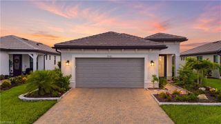 1940 Sierra CT, Naples, FL 34120