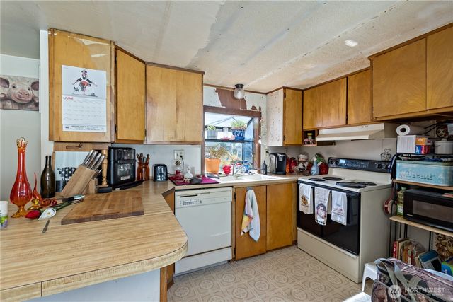 12818 228th Avenue E, Bonney Lake, WA 98391