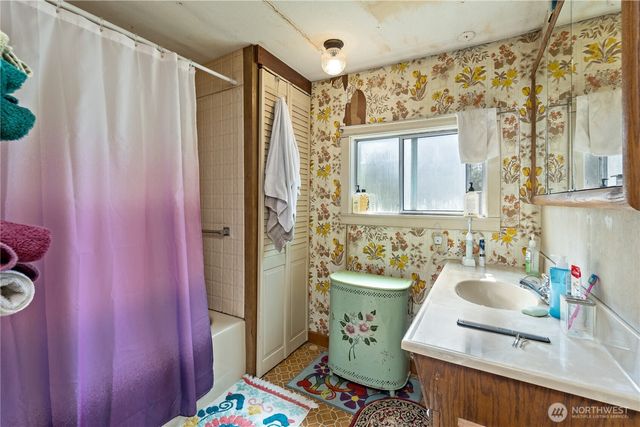 12818 228th Avenue E, Bonney Lake, WA 98391