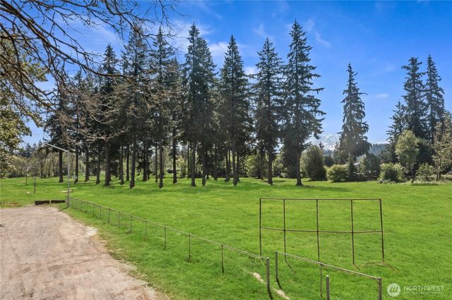 12818 228th Avenue E, Bonney Lake, WA 98391