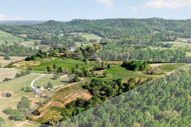 515 Jericho Rd, Quebeck, TN 38579