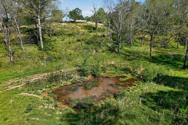 515 Jericho Rd, Quebeck, TN 38579