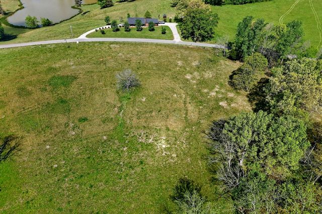 515 Jericho Rd, Quebeck, TN 38579