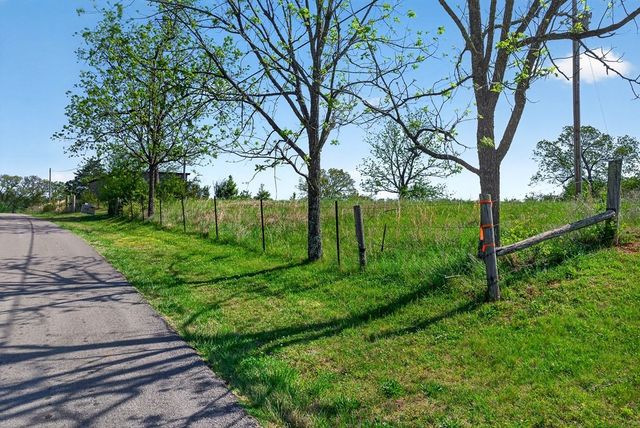 515 Jericho Rd, Quebeck, TN 38579