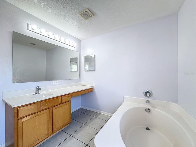 402 YEARLING COVE LOOP, Apopka, FL 32703