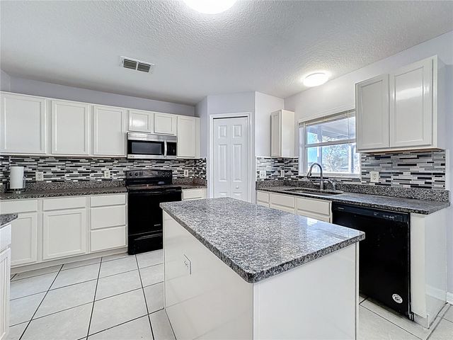 402 YEARLING COVE LOOP, Apopka, FL 32703