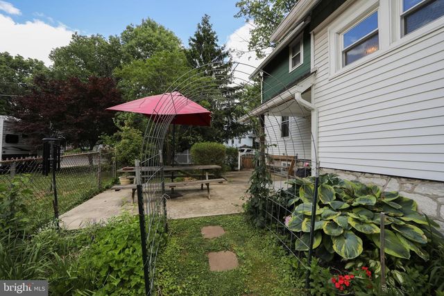201 CHESTNUT ST, Audubon, NJ 08106