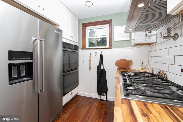 201 CHESTNUT ST, Audubon, NJ 08106