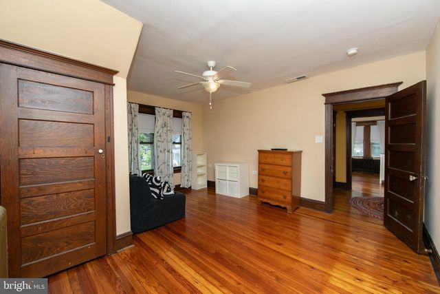 201 CHESTNUT ST, Audubon, NJ 08106