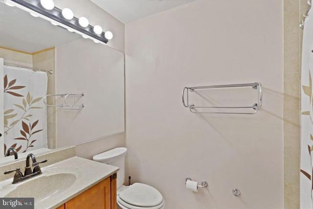 4223 SAUTERNE CT, Chantilly, VA 20151