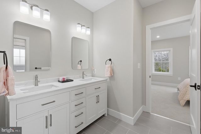 1304 GAHANT RD, Alexandria, VA 22308