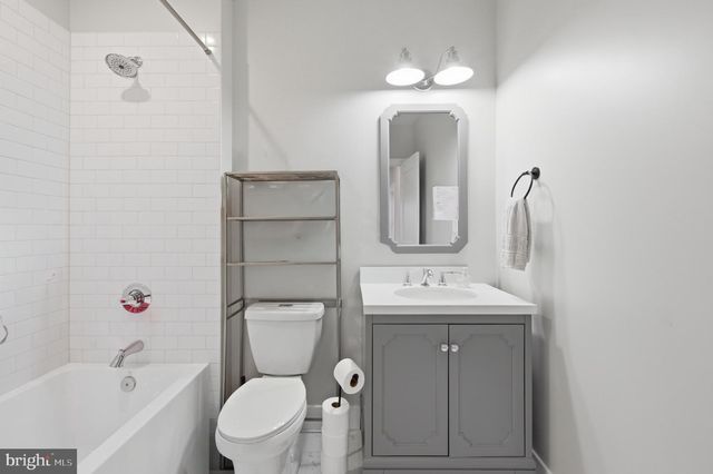 1304 GAHANT RD, Alexandria, VA 22308