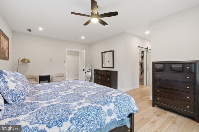 1304 GAHANT RD, Alexandria, VA 22308