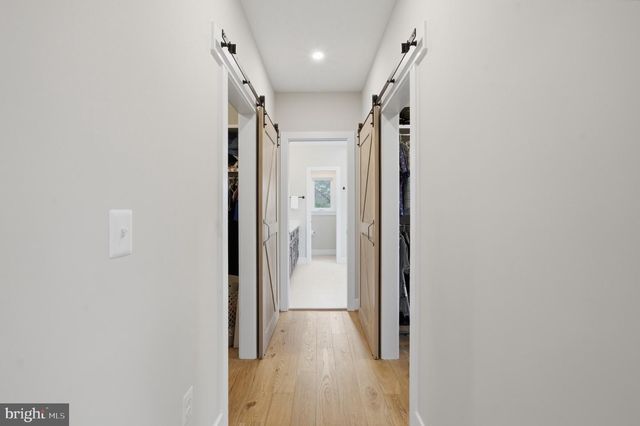 1304 GAHANT RD, Alexandria, VA 22308