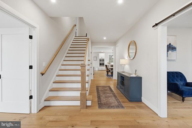 1304 GAHANT RD, Alexandria, VA 22308