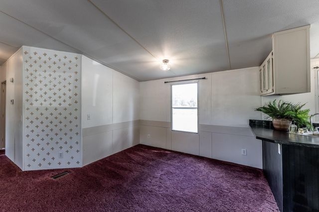 57 Cyntolyn Road, Huntsville, TX 77320