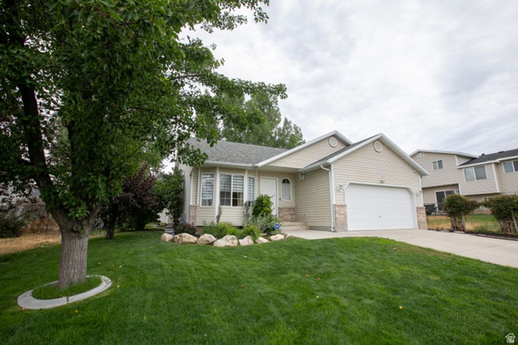 151 E 2600 S, Clearfield, UT 84015