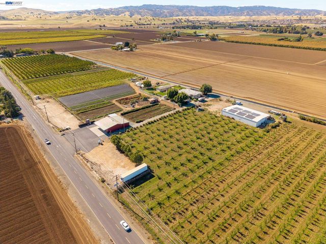 2017 Walnut Blvd, Brentwood, CA 94513