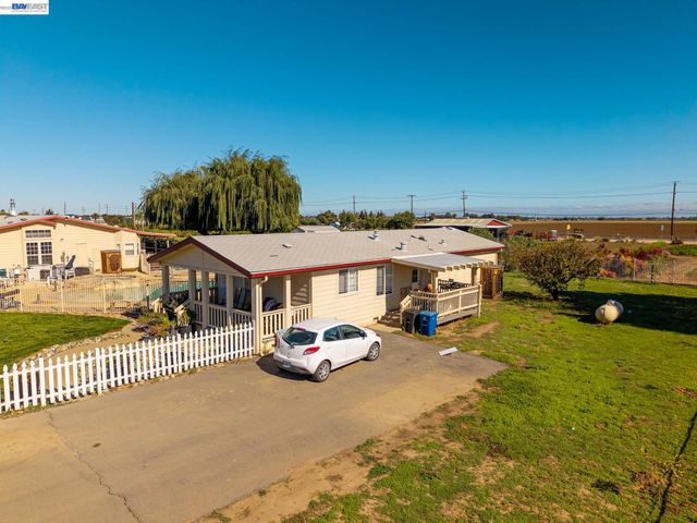 2017 Walnut Blvd, Brentwood, CA 94513