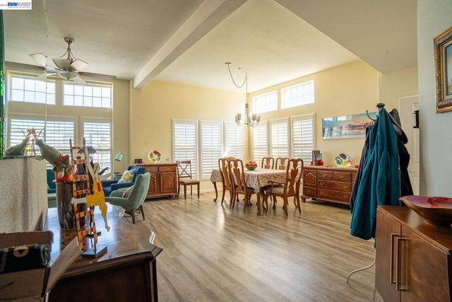2017 Walnut Blvd, Brentwood, CA 94513