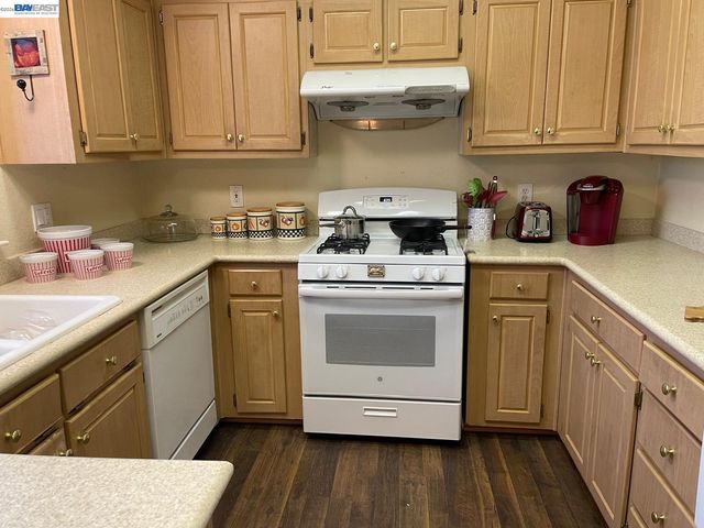 2017 Walnut Blvd, Brentwood, CA 94513