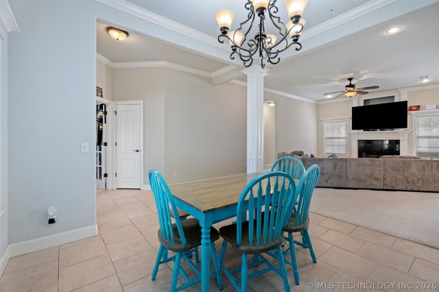 2711 Churchill Drive, Bartlesville, OK 74006