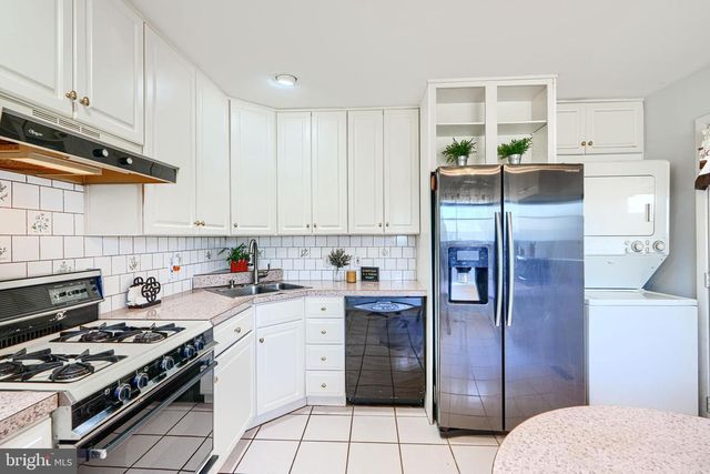 215 GREENVIEW AVE, Reisterstown, MD 21136