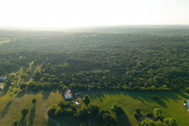 260011050 Elk Township, Harrah, OK 73045