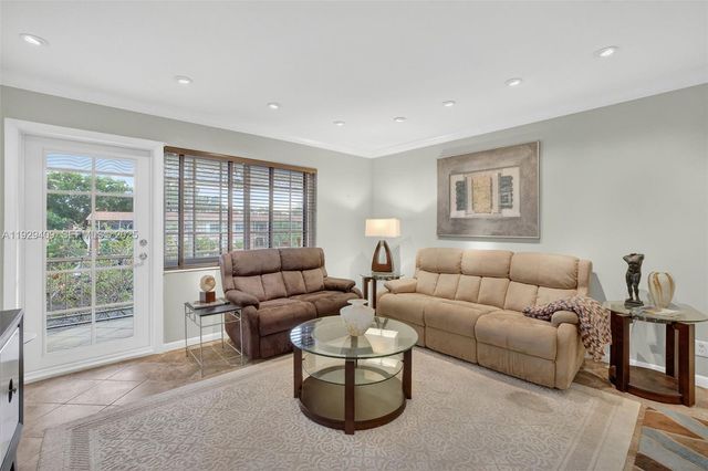 1930 NE 2nd Ave 206L, Wilton Manors, FL 33305