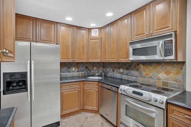 1930 NE 2nd Ave 206L, Wilton Manors, FL 33305