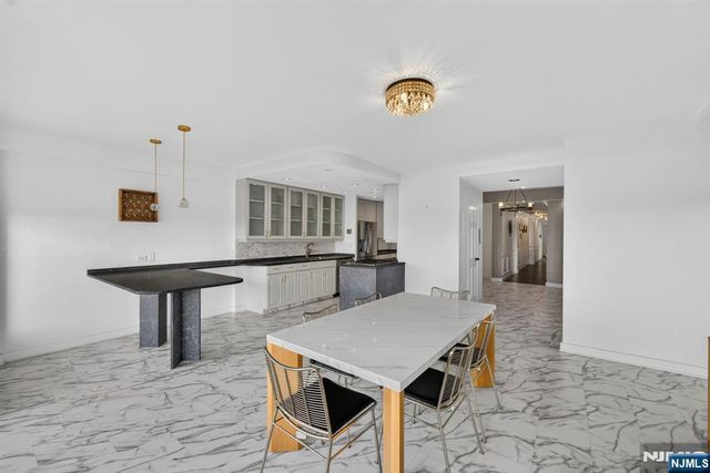 2077 Center Avenue PHB, Fort Lee, NJ 07024