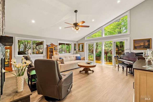 779-Ct Joni Ct, Windsor, CA 95492