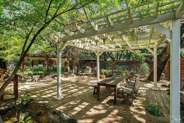 779-Ct Joni Ct, Windsor, CA 95492