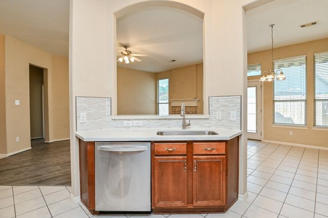 719 Levi Bend, Magnolia, TX 77354