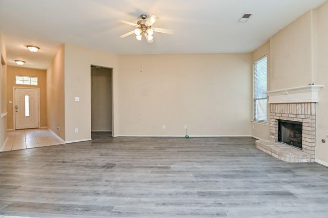 719 Levi Bend, Magnolia, TX 77354