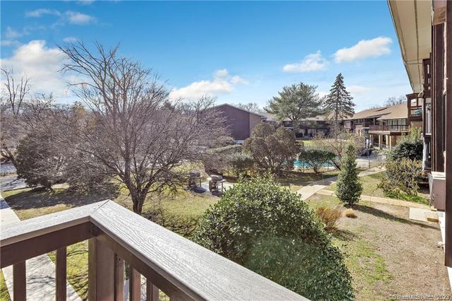 154 Cold Spring Road 19, Stamford, CT 06905